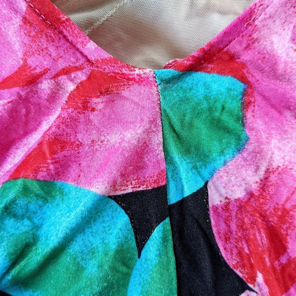 Vintage Roxanne Swimsuit - Picture 4 of 8